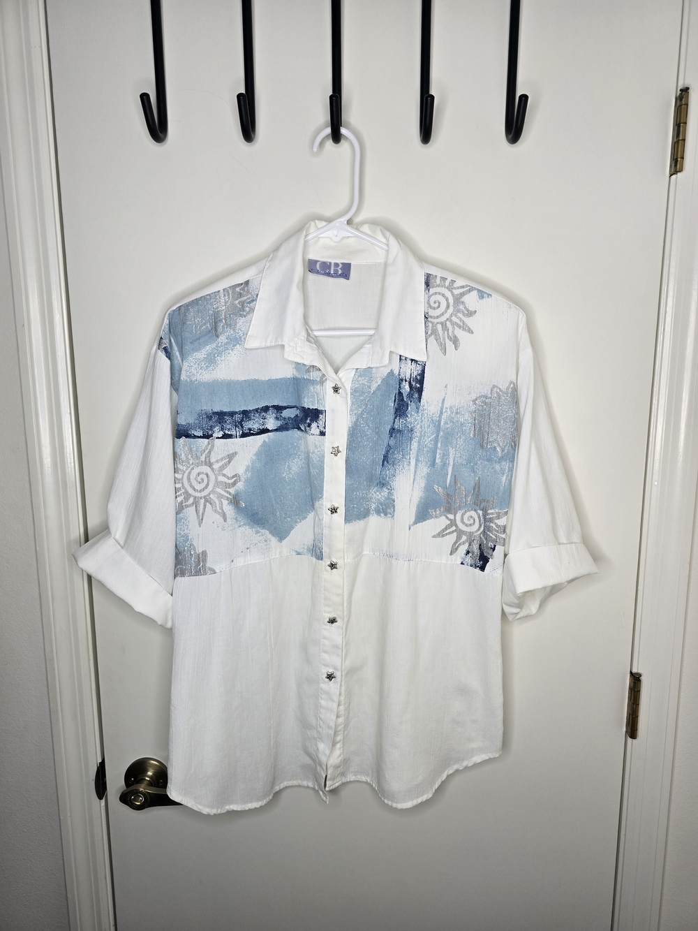 90's Vintage Oversized White Button-Down Shirt with Blue Abstract Print